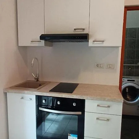 M&m's Small Green Apartment Rovinj